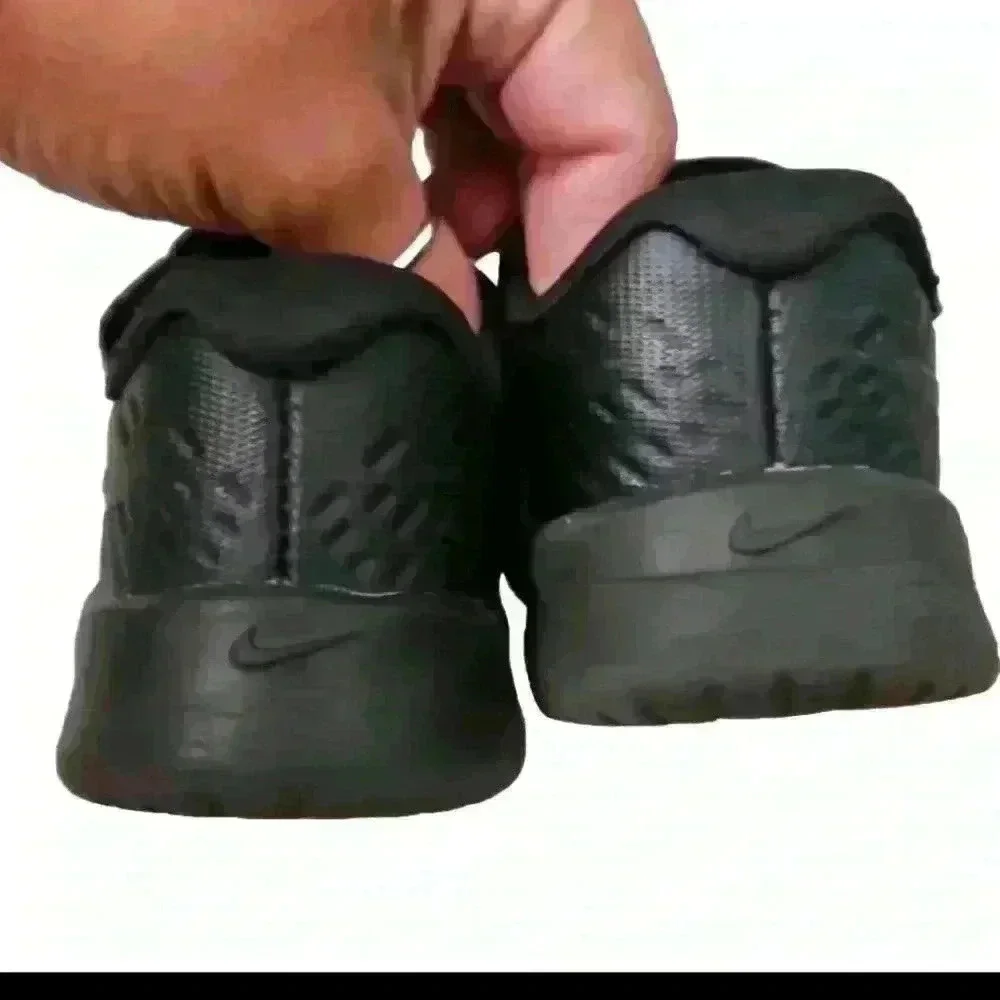 Nike Boys Black Star Runner 2 Grade SchoolShoe 9C